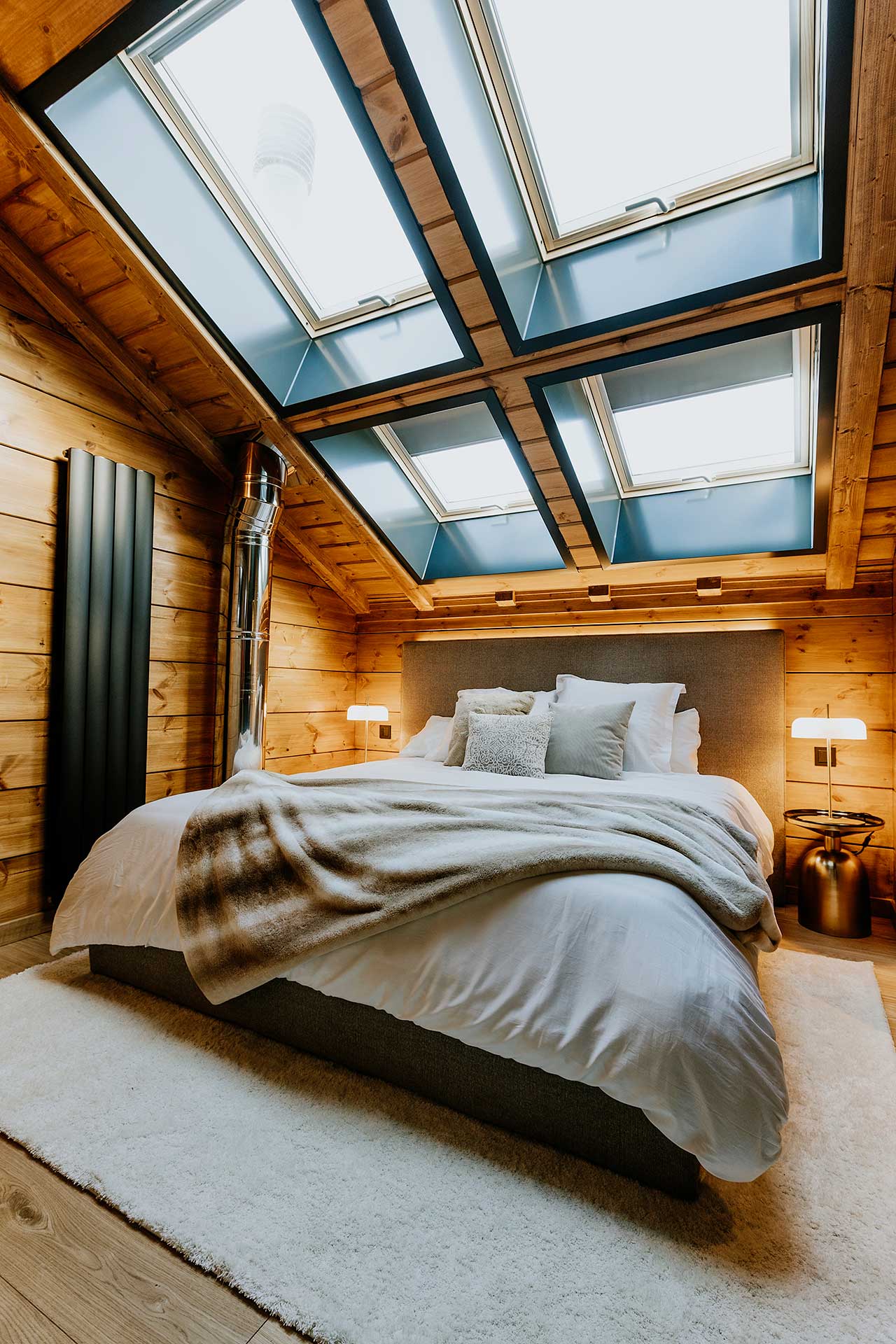 Curated visual reference: Picture Idea: Luxury Mountain Chalet In Sierra Nevada